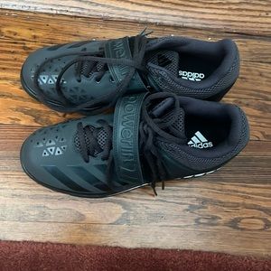 Lifting shoes barely worsen size 7.5 Women’s.